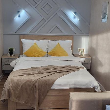 Lux Home Astana Ustʼ-Kamenogorsk Extérieur photo